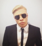 Солист группы Агонь женился на своей давней подруге