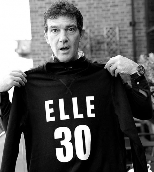 Антонио Бандераса срочно госпитализировали с сердечным приступом