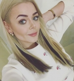 Жаркие каникулы: Алина Гросу позирует в сексуальном бикини в Мексике