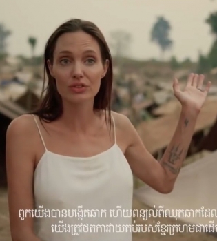 Похудевшая Анджелина Джоли