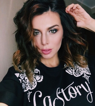 Анна Седокова снимает фильм