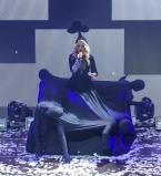 Арина Домски