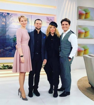 Руслан Квинта и Ирина Билык стали гостями Сніданку з 1+1