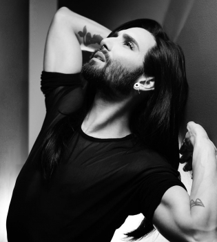 Кончита Вурст хочет снова стать мужчиной