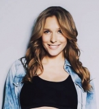 Катя Осадчая во второй раз стала мамой