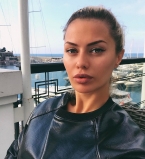 Подруга Виктории Бони рассказала о ее финансовом положении после развода с Алексом Смерфитом