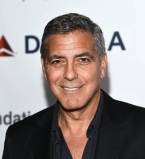 Джордж Клуни сообщил дату рождения детей и опроверг слухи о поле младенцев