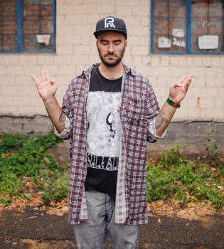 Сальто Назад