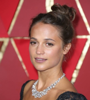 Здесь правит роскошь: самые красивые платья церемонии &quot;Оскар-2017&quot;