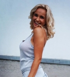 Естественная красота: Лилия Ребрик позирует без макияжа