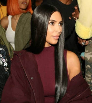 Спортивная мама:Ким Кардашьян с дочерью Норт на теннисе