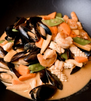 Праздничный бранч к 8 Марта