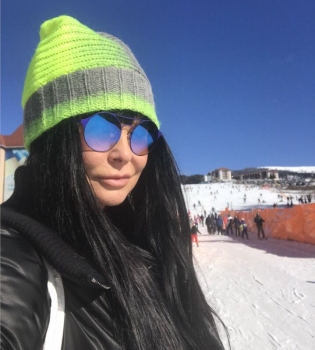 Ассия Ахат на отдыхе