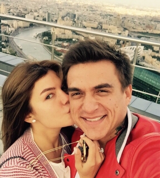 Влад Топалов разводится с женой
