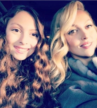 Оля Полякова поздравила дочь с днем рождения