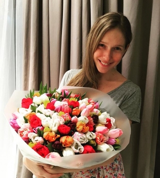 День после праздника: Катя Осадчая показала свои подарки