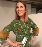 Селфи на миллион: Ксения Собчак позирует в Prada