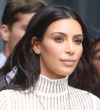 Фотофакт: Ким Кардашьян перевоплотилась во Фриду Кало