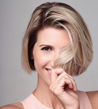 Анита Луценко показала идеальный пресс