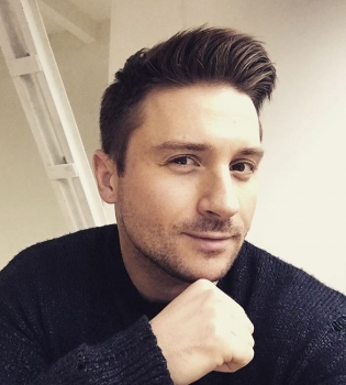 Сергей Лазарев поддержал Влада Топалова