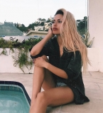 Виктория Боня впервые показала лицо своей дочери Анжелины