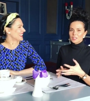 Маша Ефросинина и Настя Каменских