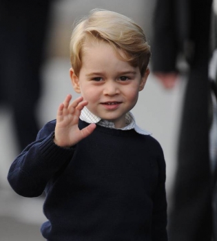 Как быстро растут дети: сын Кейт Миддлтон и принца Уильяма идет в школу