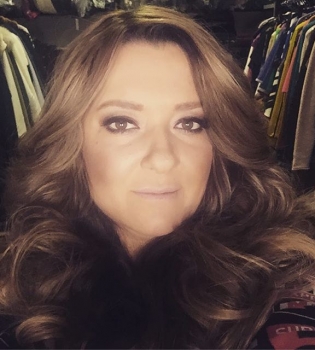 Как у Джоли: Наталья Могилевская примерила откровенный наряд