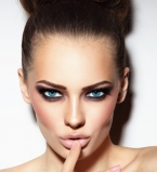 Патриция Ледо голубые глаза