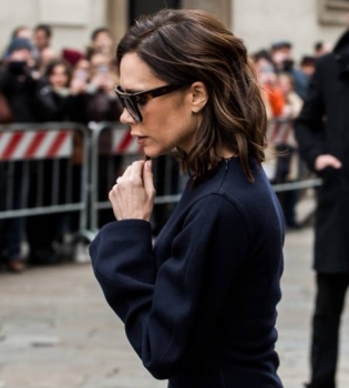 Тайна раскрыта: почему Виктория Бекхэм никогда не улыбается на публике