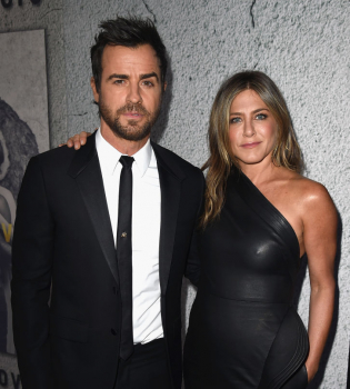 Стильный выход: Дженнифер Энистон и Джастин Теру блистают на премьере в Лос-Анджелесе