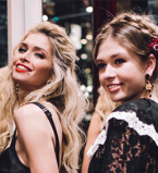 Какие красотки: Вера Брежнева с дочерью Соней на презентации коллекции Dolce&Gabbana