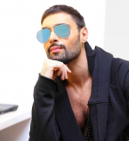 Весна пришла: Виталий Козловский разделся и показал идеальный пресс