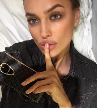 Стал известен пол и имя ребенка Ирины Шейк и Брэдли Купера