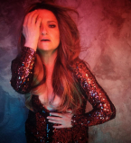 Наталья Могилевская презентует новую версию песни &ldquo;Я завелась&rdquo;