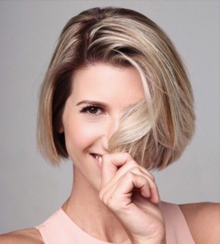 Мамин цветочек: Анита Луценко опубликовала нежное фото малышки-дочери