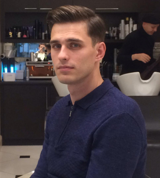 Российский актер выбросился из окна своей квартиры на пятом этаже