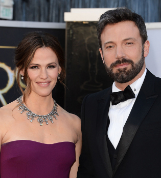 Дженнифер Гарнер официально подала на развод с Беном Аффлеком