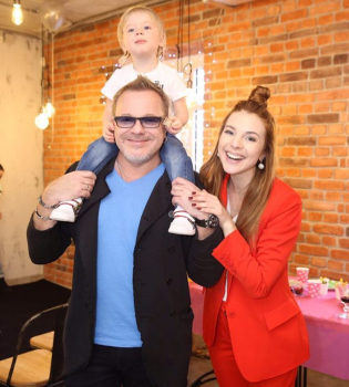 Владимир Пресняков с женой и сыном