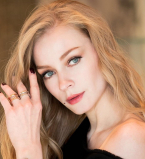 Обнаженная Светлана Ходченкова снялась в постельных сценах для нового клипа "Ленинграда"