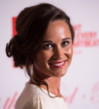 Нежно и роскошно: дизайнеры нарисовали свадебное платье Пиппы Миддлтон