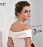 Эмма Уотсон блистает в элегантном белоснежном платье Monique Pean