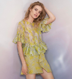 Наталья Водянова показала лицо своего младшего сына Романа