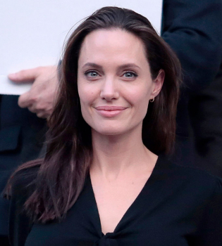 Анджелина Джоли фото