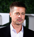 Похудевший и несчастный: Брэд Питт снялся для трех обложек глянца и шокировал поклонников своим видом