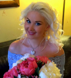 Фото двойни Екатерины Бужинской в вышивках взорвало сеть