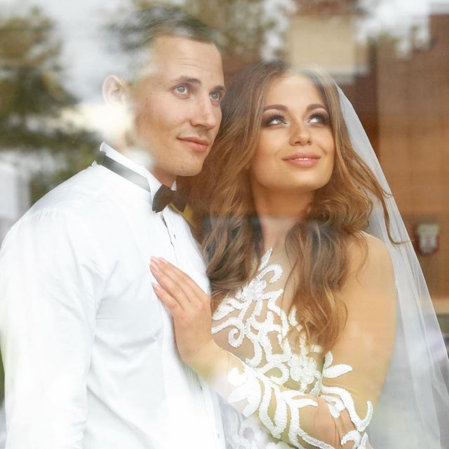Яна Соломко трогательно поздравила мужа с годовщиной свадьбы