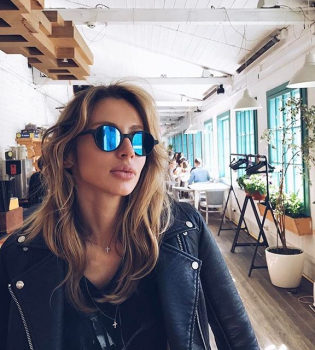 Светлана Лобода засыпала сеть снимками с подросшей дочерью Евой