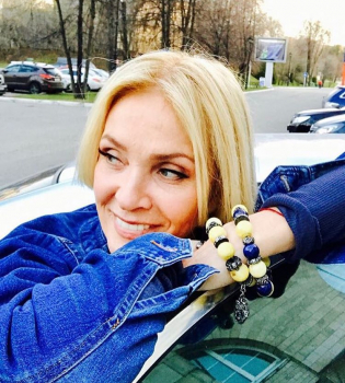 63-летняя Лайма Вайкуле обвенчалась со своим возлюбленным