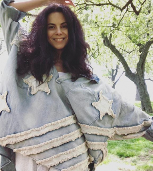 Настя Камеснких кардинально сменила имидж в США